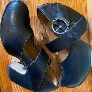 Fluevog Prepare Leader Black W9